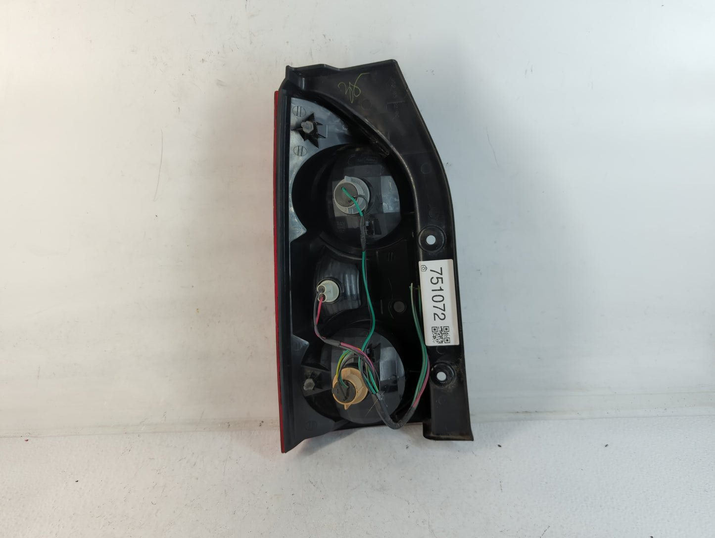 1996-2000 Toyota 4runner Tail Light Assembly Driver Left OEM Fits Fits 1996 1997 1998 1999 2000 OEM Used Auto Parts - Oemuse