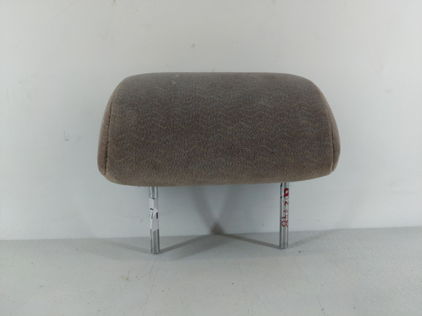 1999 Toyota Camry Headrest Head Rest Rear Center Seat Fits OEM Used Auto Parts - Oemusedautoparts1.com