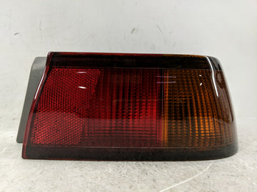1997-1999 Toyota Camry Tail Light Assembly Passenger Right OEM P/N:938 744 00 Fits Fits 1997 1998 1999 OEM Used Auto Parts