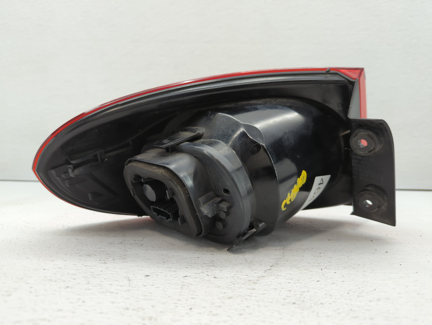 1998-2000 Toyota Corolla Tail Light Assembly Driver Left OEM P/N:009691-04 Fits Fits 1998 1999 2000 OEM Used Auto Parts - Oe