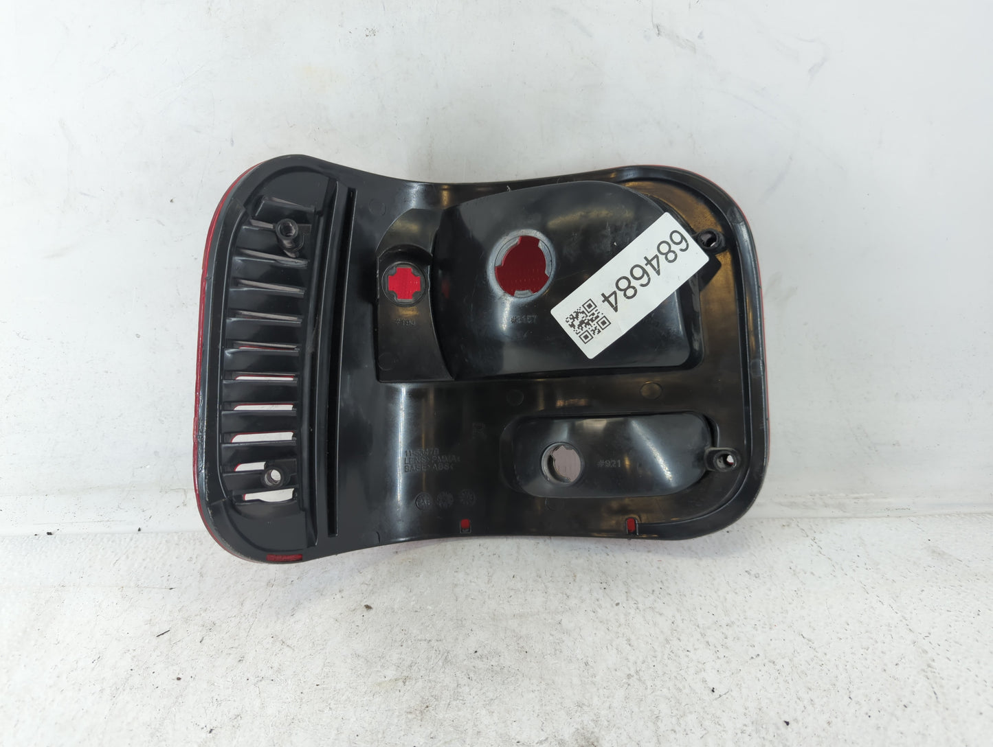 2000 Aftermarket Dorman Tail Light Assembly Passenger Right OEM P/N:11-5547B Fits OEM Used Auto Parts - Oemusedautoparts1.co