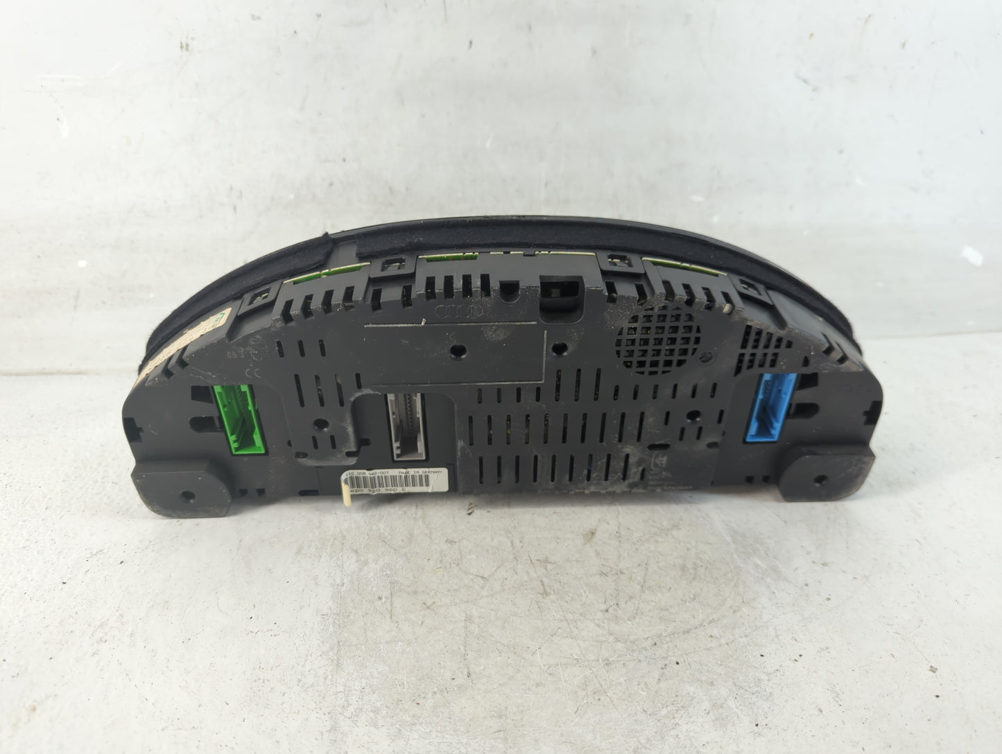 2000 Audi A4 Instrument Cluster Speedometer Gauges P/N:8D0 920 980 C Fits OEM Used Auto Parts - Oemusedautoparts1.com