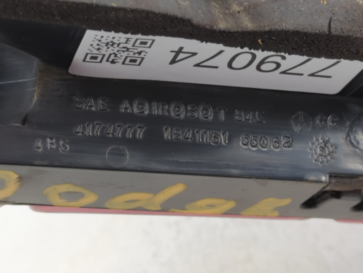 2000 Audi A6 Tail Light Assembly Driver Left OEM P/N:1841161 4174777 Fits OEM Used Auto Parts - Oemusedautoparts1.com