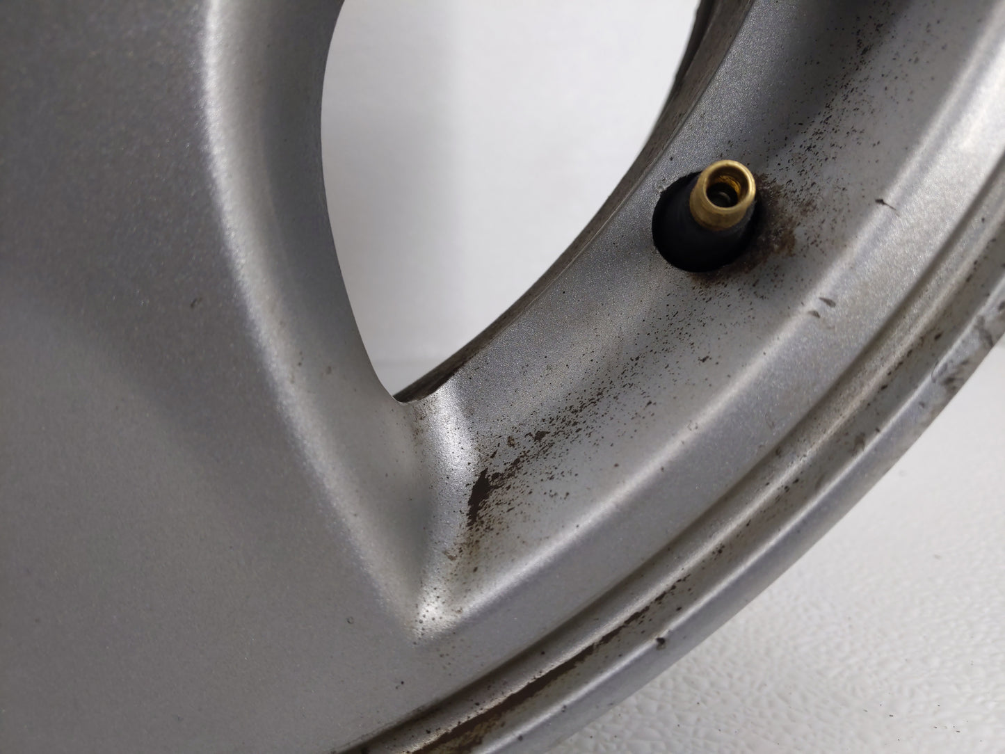 2000-2002 Chevrolet Malibu Oem Wheel Rim - Oemusedautoparts1.com