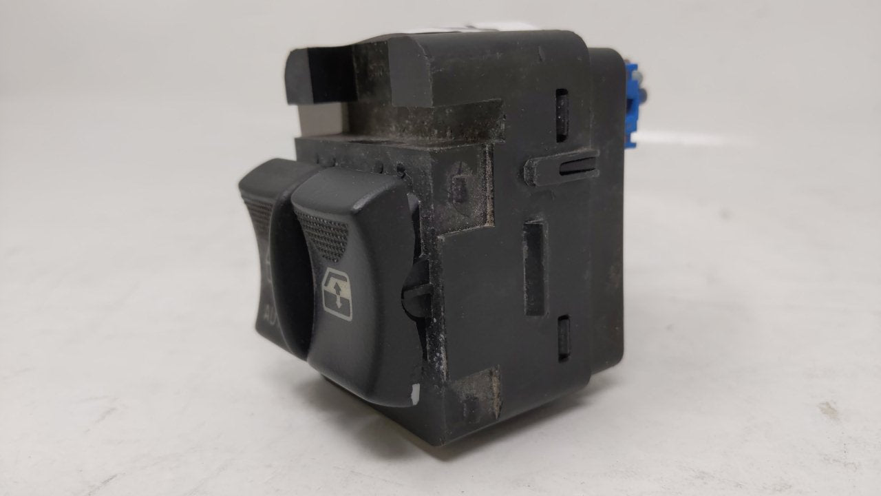 2000 Chevrolet Master Master Power Window Switch Replacement Driver Side Left Fits OEM Used Auto Parts - Oemusedautoparts1.c