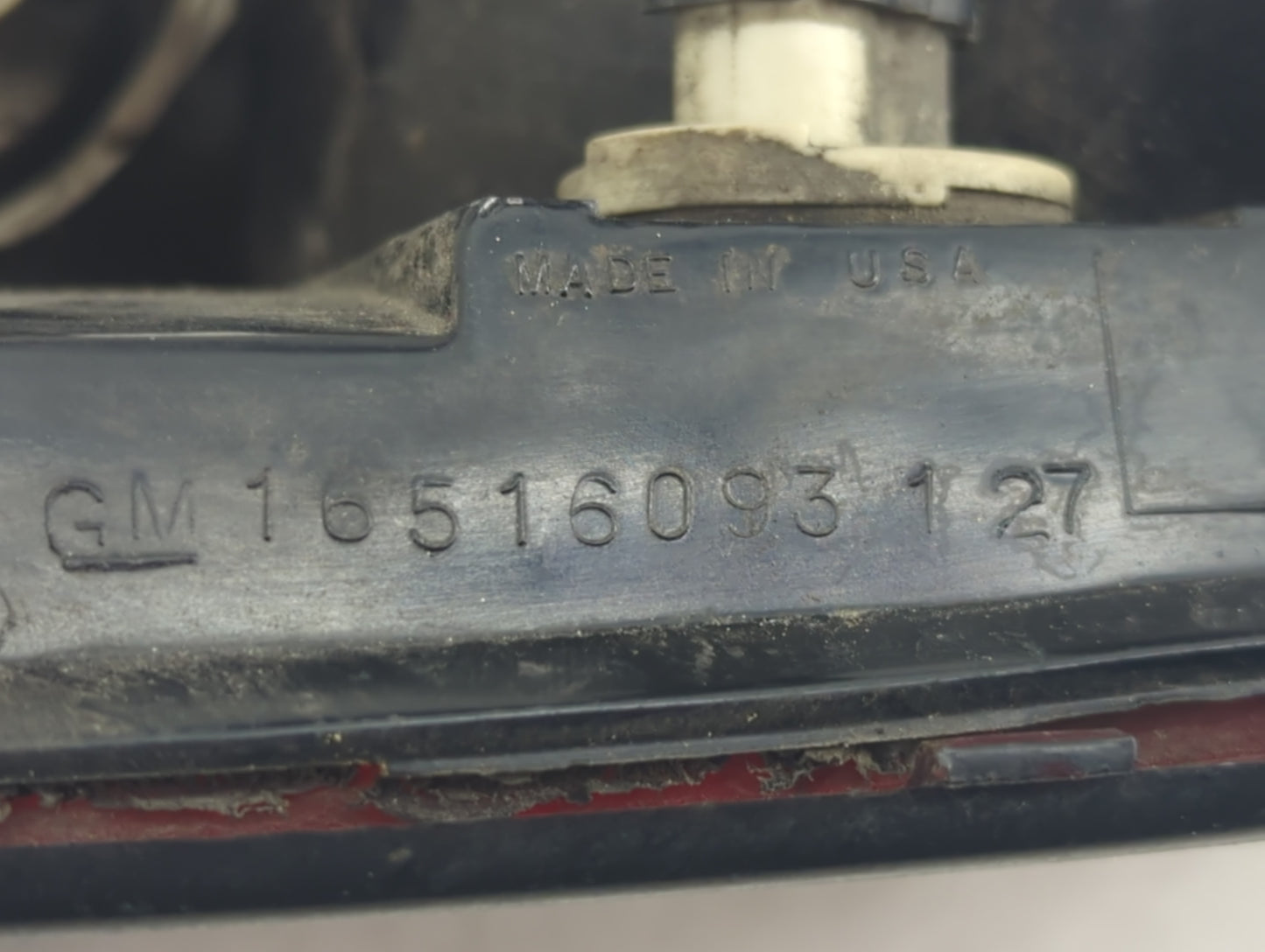 1994-2003 Chevrolet S10 Tail Light Assembly Driver Left OEM P/N:16516093 Fits OEM Used Auto Parts - Oemusedautoparts1.com