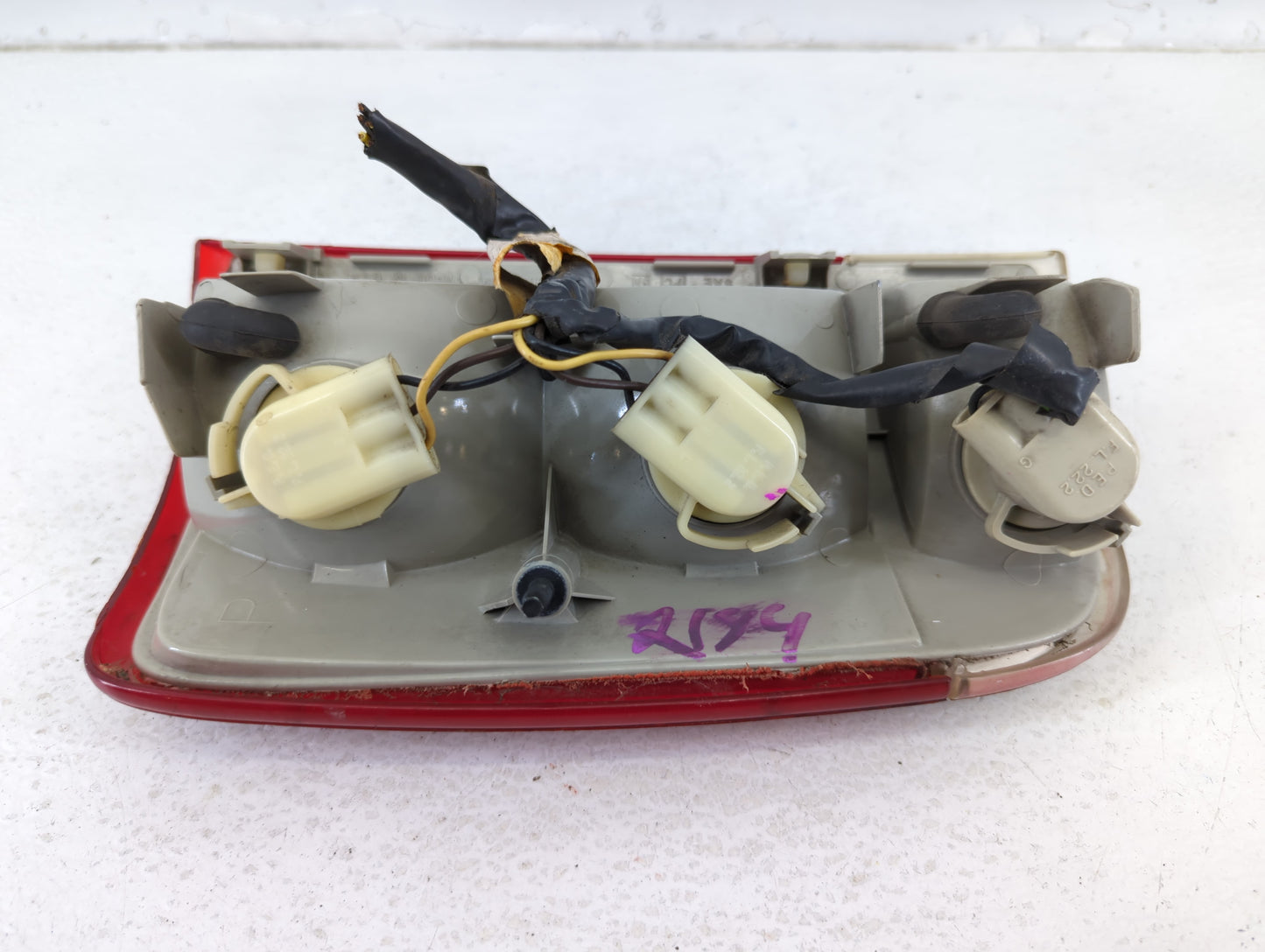 2000 Chevrolet S10 Blazer Tail Light Assembly Passenger Right OEM P/N:16518500 Fits OEM Used Auto Parts - Oemusedautoparts1.