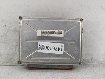 1999-2000 Chevrolet Silverado 1500 PCM Engine Control Computer ECU ECM PCU OEM P/N:09354896 09379551 Fits Fits 1999 2000 2001 2002 OEM Used Auto Parts