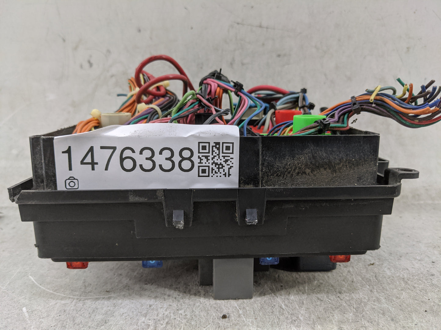 2000-2002 Chevrolet Silverado 1500 Fusebox Fuse Box Panel Relay Module P/N:15328806-05 Fits Fits 2000 2001 2002 OEM Used Aut