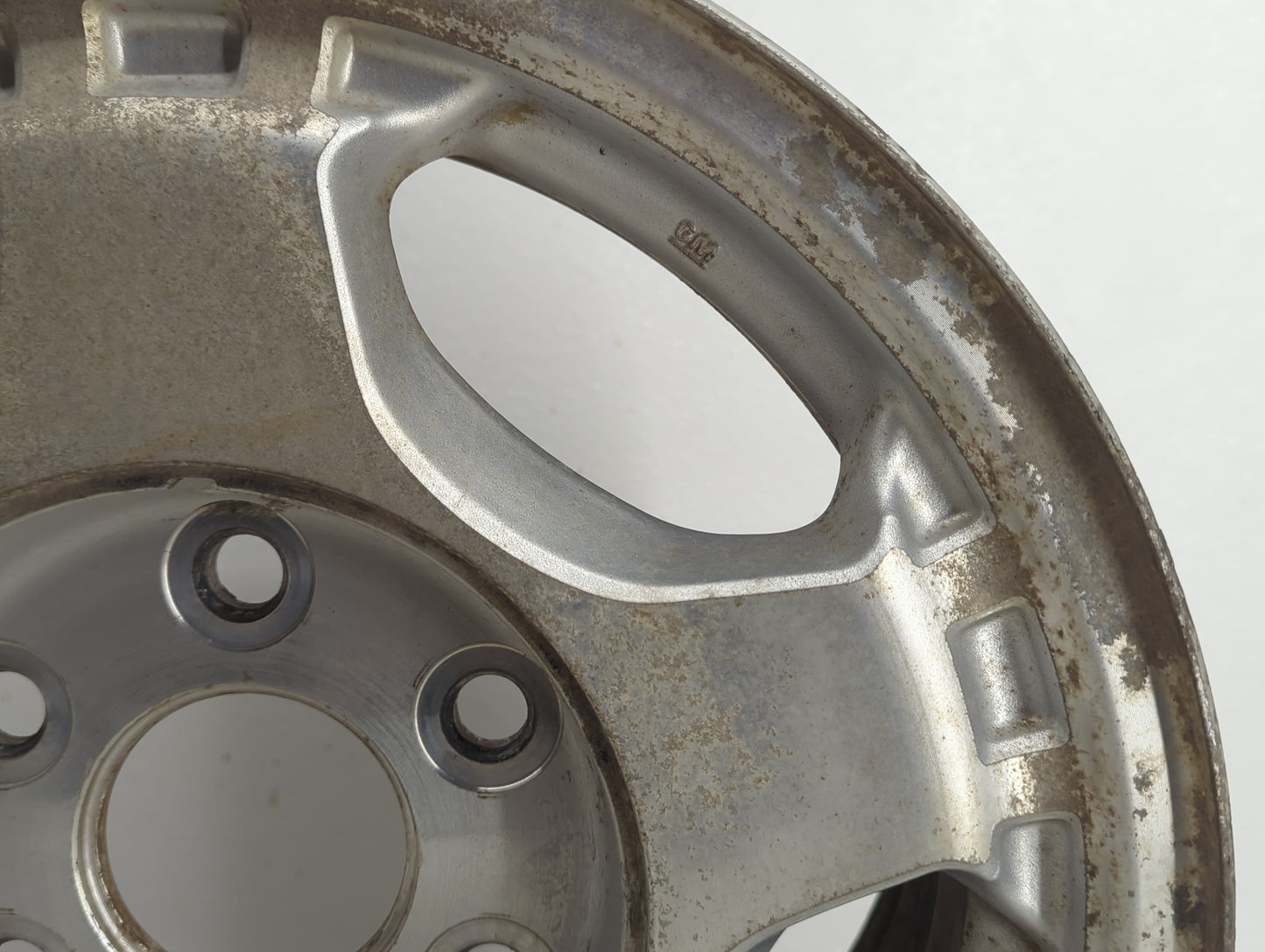 Chevrolet Silverado 1500 Pickup Oem Wheel Rim 837673 - Oemusedautoparts1.com