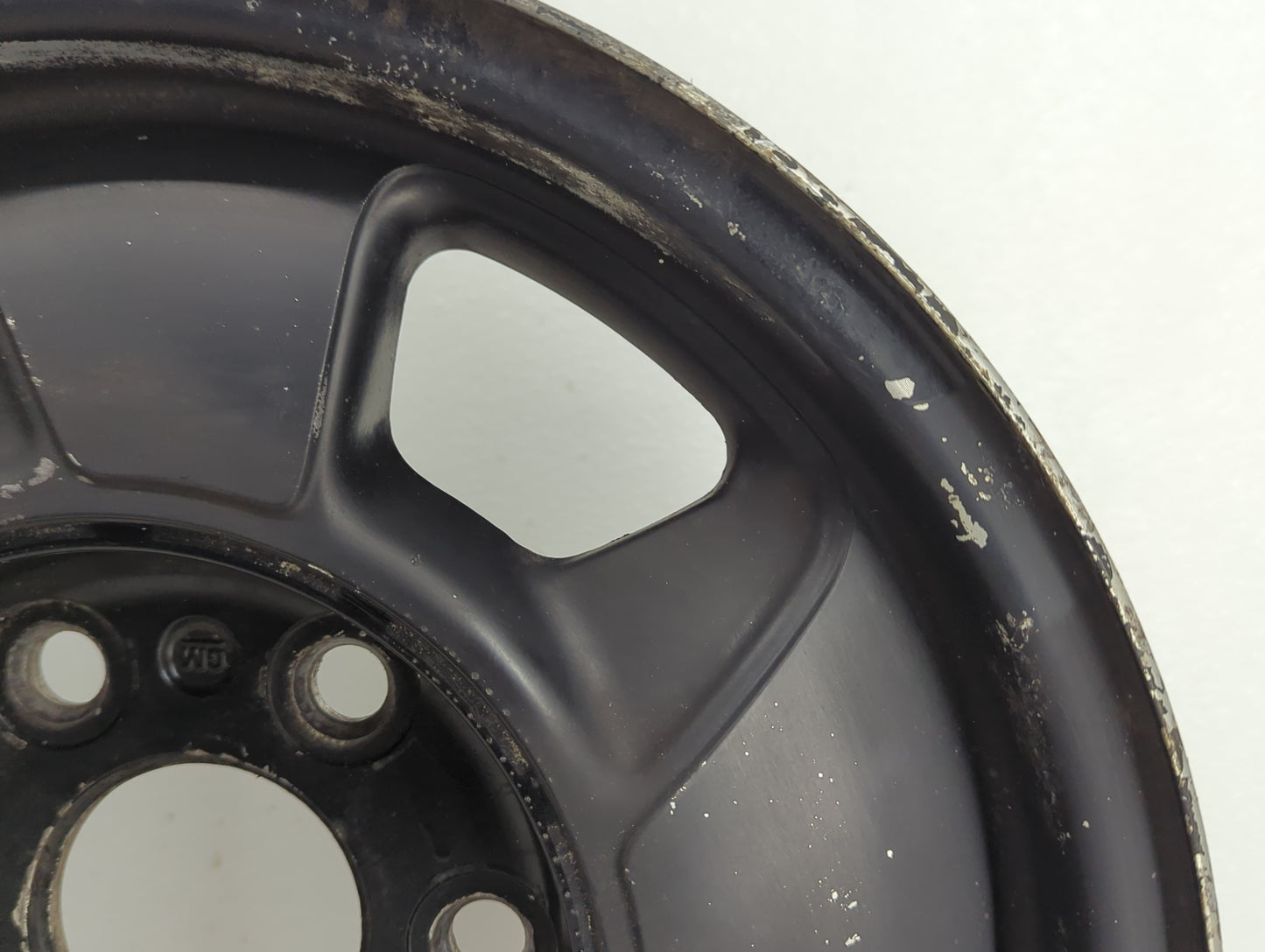 2000-2003 Chevrolet Suburban 1500 Oem Wheel Rim 835620 - Oemusedautoparts1.com