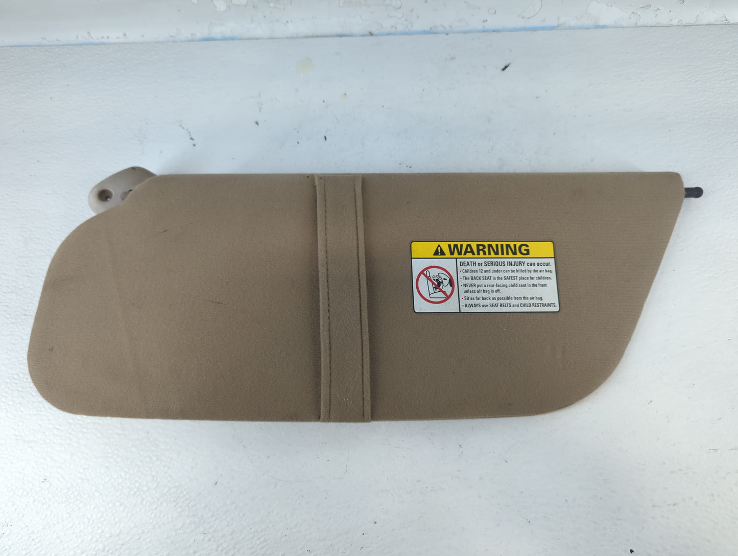 2000-2001 Ford F-350 Super Duty Sun Visor Shade Replacement Driver Left Mirror Fits Fits 2000 2001 OEM Used Auto Parts - Oem