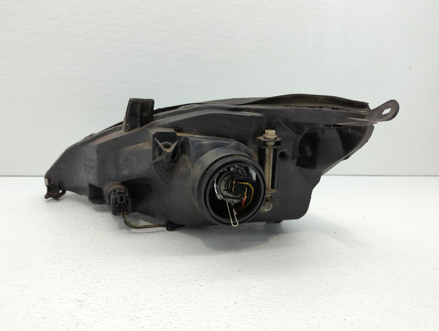 2000-2002 Ford Focus Passenger Right Oem Head Light Headlight Lamp - Oemusedautoparts1.com