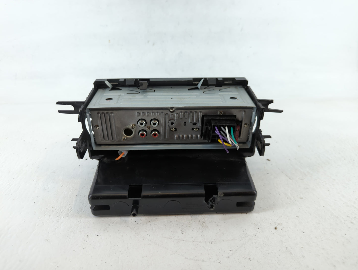 1998-2000 Honda Accord Radio AM FM Cd Player Receiver Replacement P/N:BKP-7898 Fits Fits 1998 1999 2000 OEM Used Auto Parts