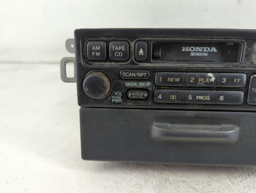1998-2002 Honda Accord Radio AM FM Cd Player Receiver Replacement P/N:39100-S84-A020-M1 Fits Fits 1998 1999 2000 2001 2002 OEM Used Auto Parts