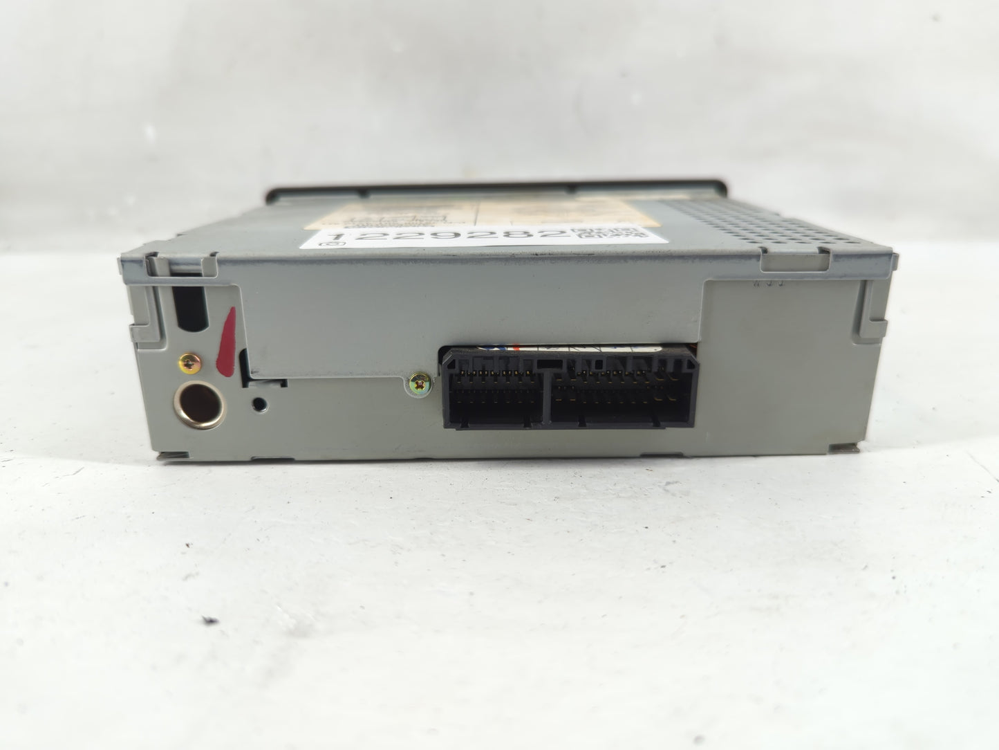 1999-2000 Honda Civic Radio AM FM Cd Player Receiver Replacement P/N:39100-S01-A210-M1 Fits Fits 1999 2000 OEM Used Auto Par