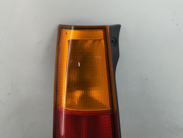 1997-2001 Honda Cr-V Tail Light Assembly Driver Left OEM P/N:043-2200 Fits Fits 1997 1998 1999 2000 2001 OEM Used Auto Parts