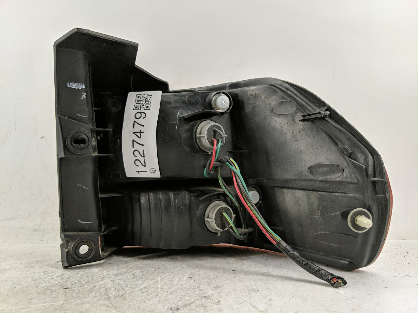 1999-2001 Honda Odyssey Tail Light Assembly Driver Left OEM Fits Fits 1999 2000 2001 OEM Used Auto Parts - Oemusedautoparts1