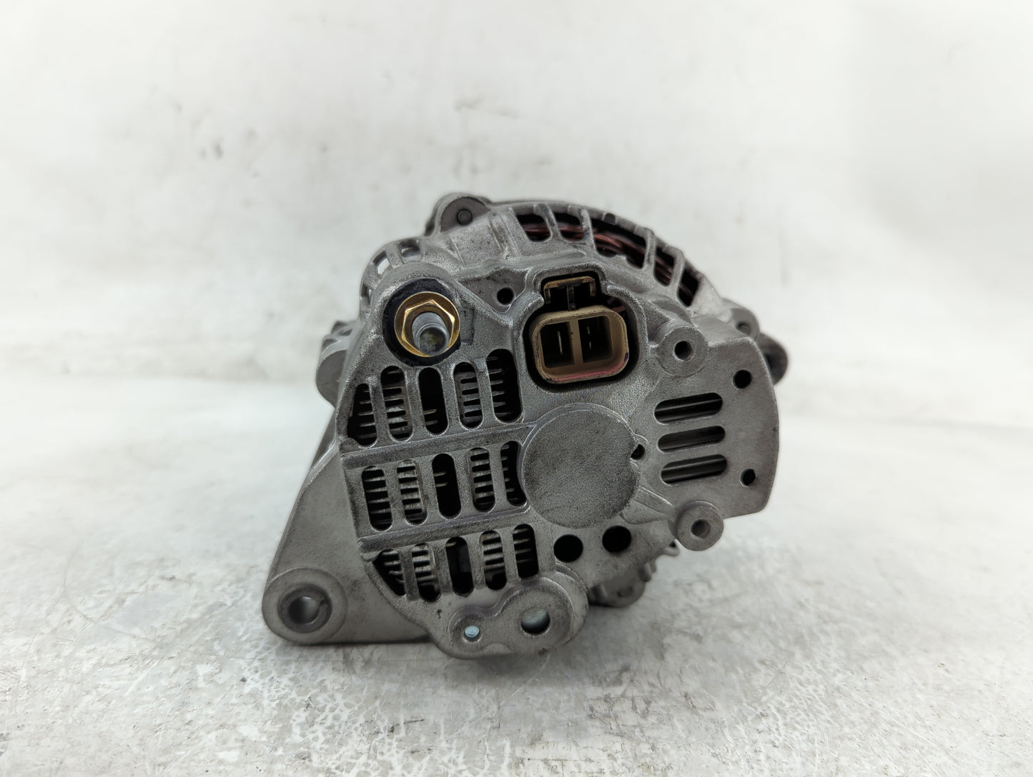 2000-2002 Hyundai Accent Alternator Replacement Generator Charging Assembly Engine OEM Fits Fits 2000 2001 2002 2003 2004 OE