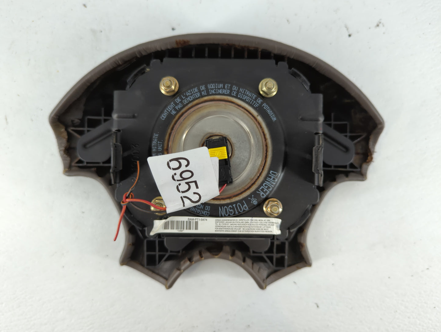 2000 Jaguar S-Type Air Bag Driver Left Steering Wheel Mounted Fits OEM Used Auto Parts - Oemusedautoparts1.com