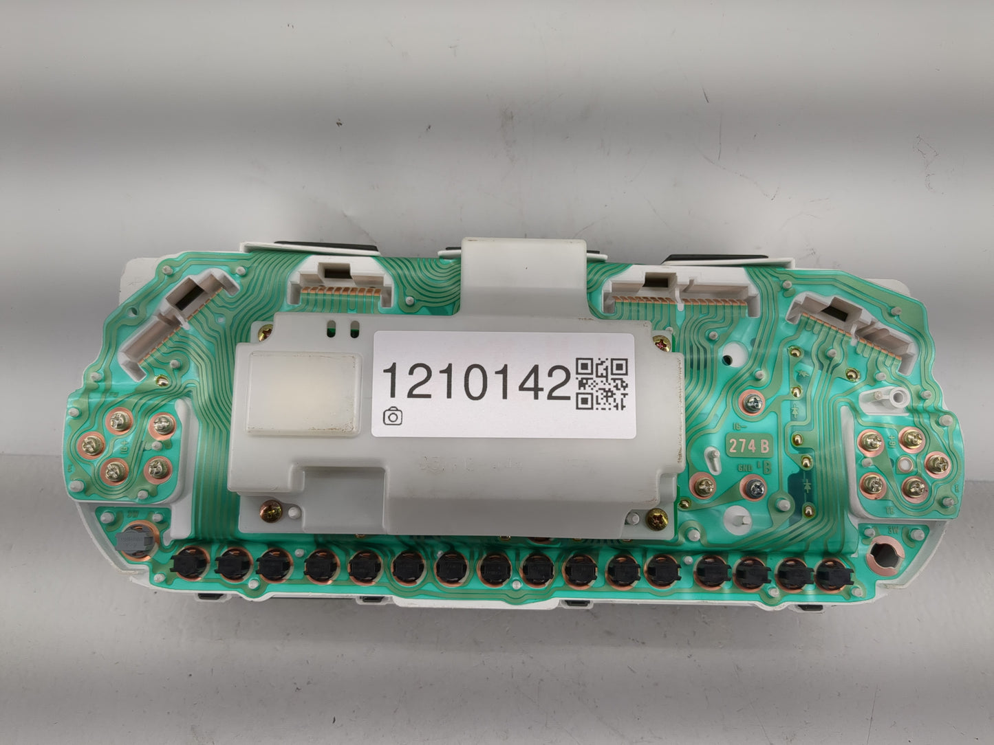 2000-2001 Lexus Es300 Instrument Cluster Speedometer Gauges P/N:83800-33341-B Fits Fits 2000 2001 OEM Used Auto Parts - Oemu