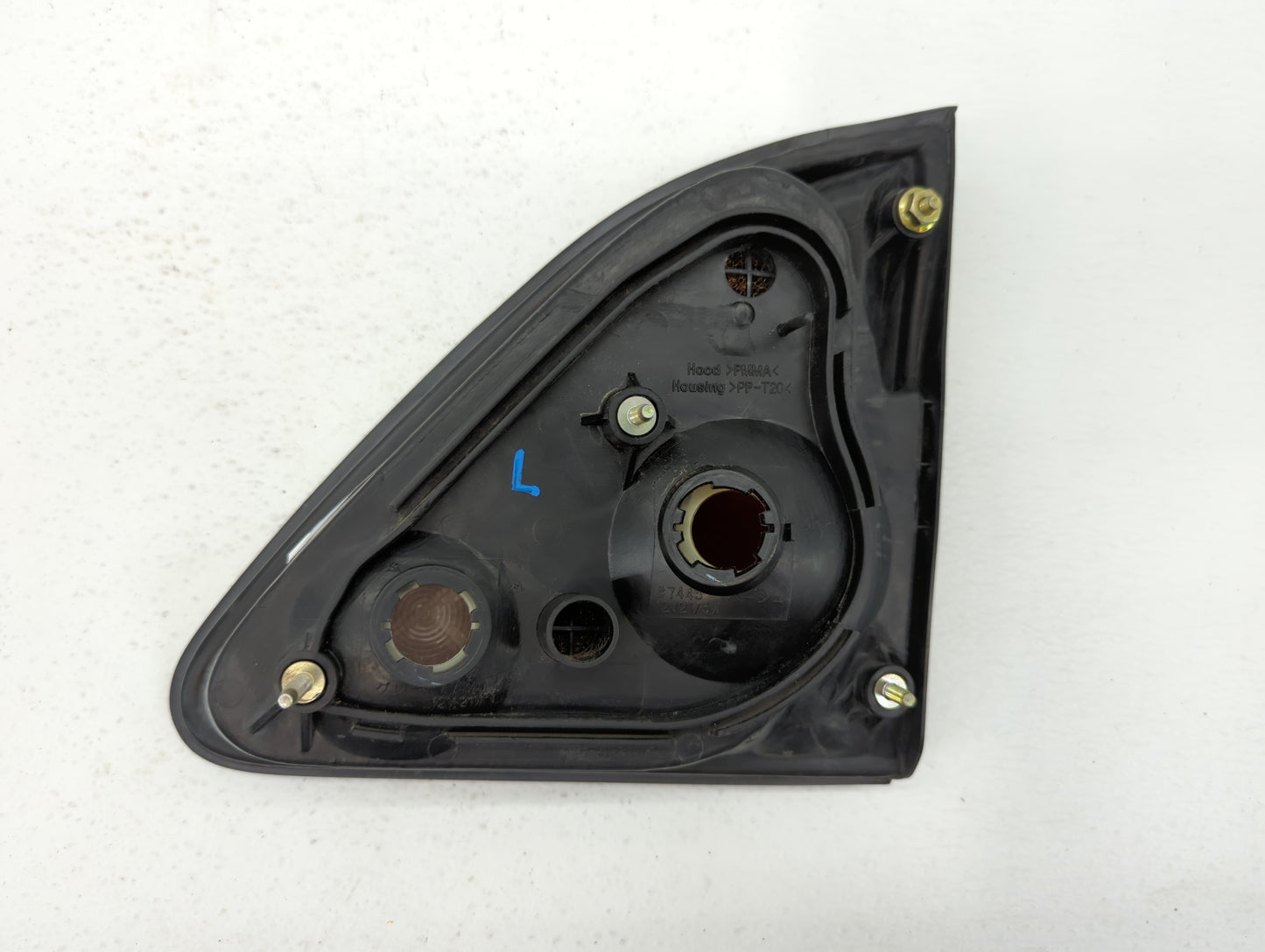 1999-2000 Lexus Rx300 Tail Light Assembly Driver Left OEM Fits Fits 1999 2000 OEM Used Auto Parts - Oemusedautoparts1.com