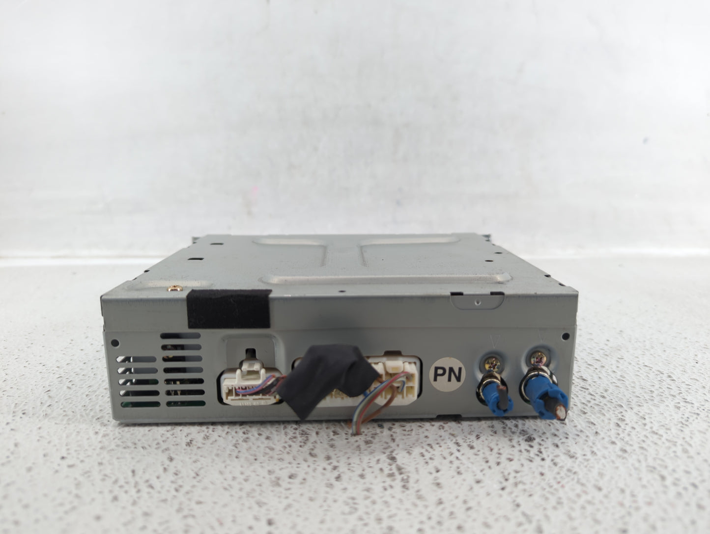 2000 Lexus Rx300 Radio AM FM Cd Player Receiver Replacement P/N:86120-48050 Fits OEM Used Auto Parts - Oemusedautoparts1.com