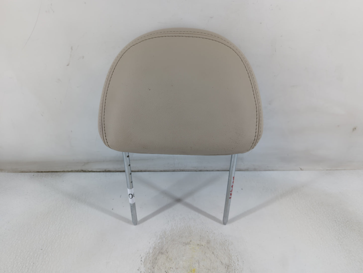 2000 Lincoln Continental Headrest Head Rest Front Driver Passenger Seat Fits OEM Used Auto Parts - Oemusedautoparts1.com