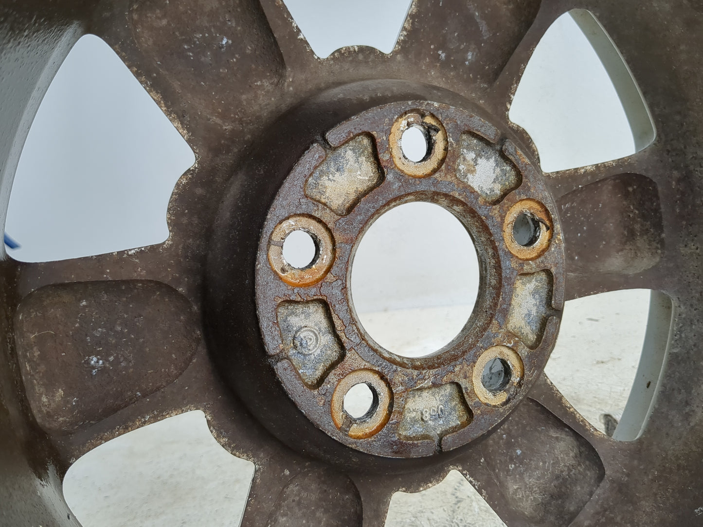 1998-2001 Oldsmobile Bravada Oem Wheel Rim 1317776 - Oemusedautoparts1.com