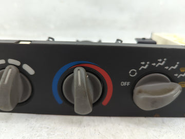 2000-2002 Pontiac Sunfire Climate Control Module Temperature AC/Heater Replacement P/N:09350502 Fits Fits 2000 2001 2002 OEM Used Auto Parts