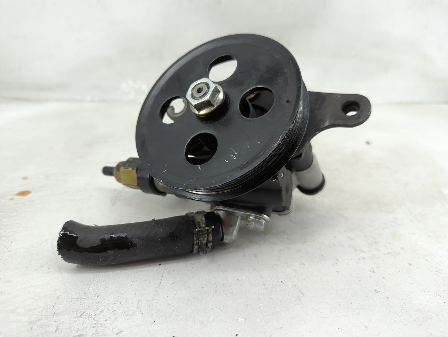 1995-2004 Toyota Avalon Power Steering Column Pump Oem - Oemusedautoparts1.com