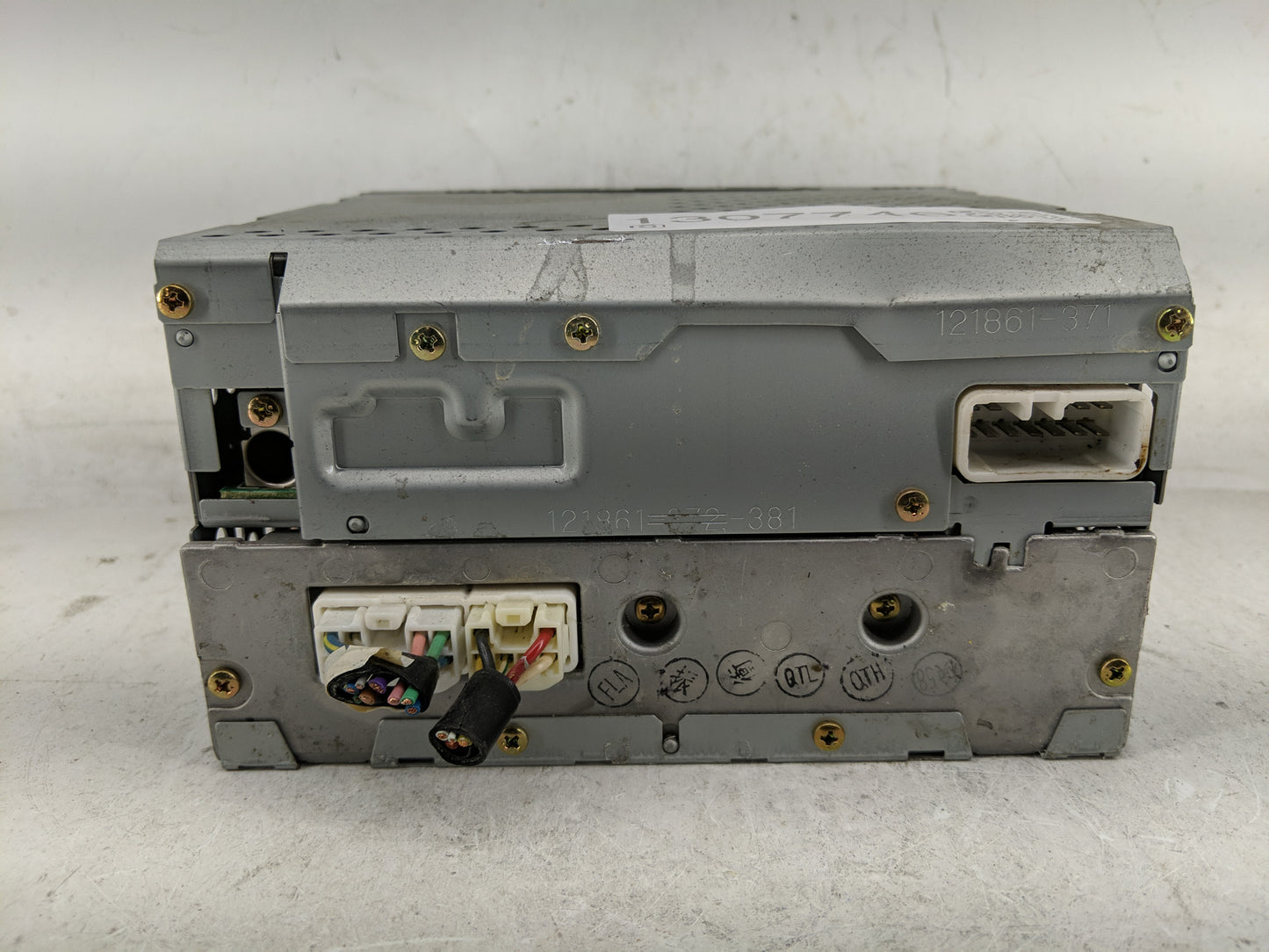 2000-2001 Toyota Camry Radio AM FM Cd Player Receiver Replacement P/N:86120-0C020 Fits Fits 1999 2000 2001 2002 2003 OEM Use