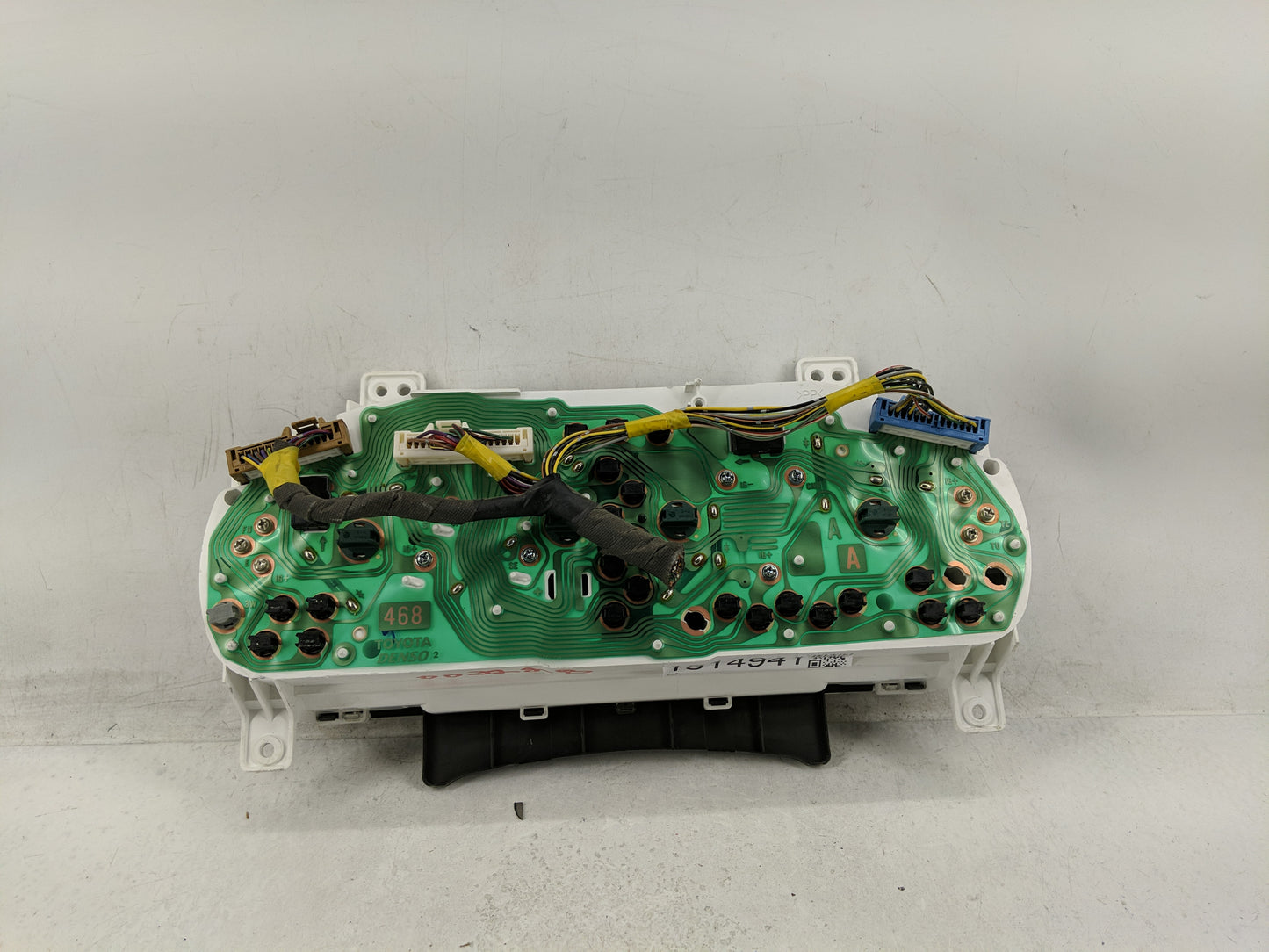 1998-2000 Toyota Sienna Instrument Cluster Speedometer Gauges Fits Fits 1998 1999 2000 OEM Used Auto Parts - Oemusedautopart