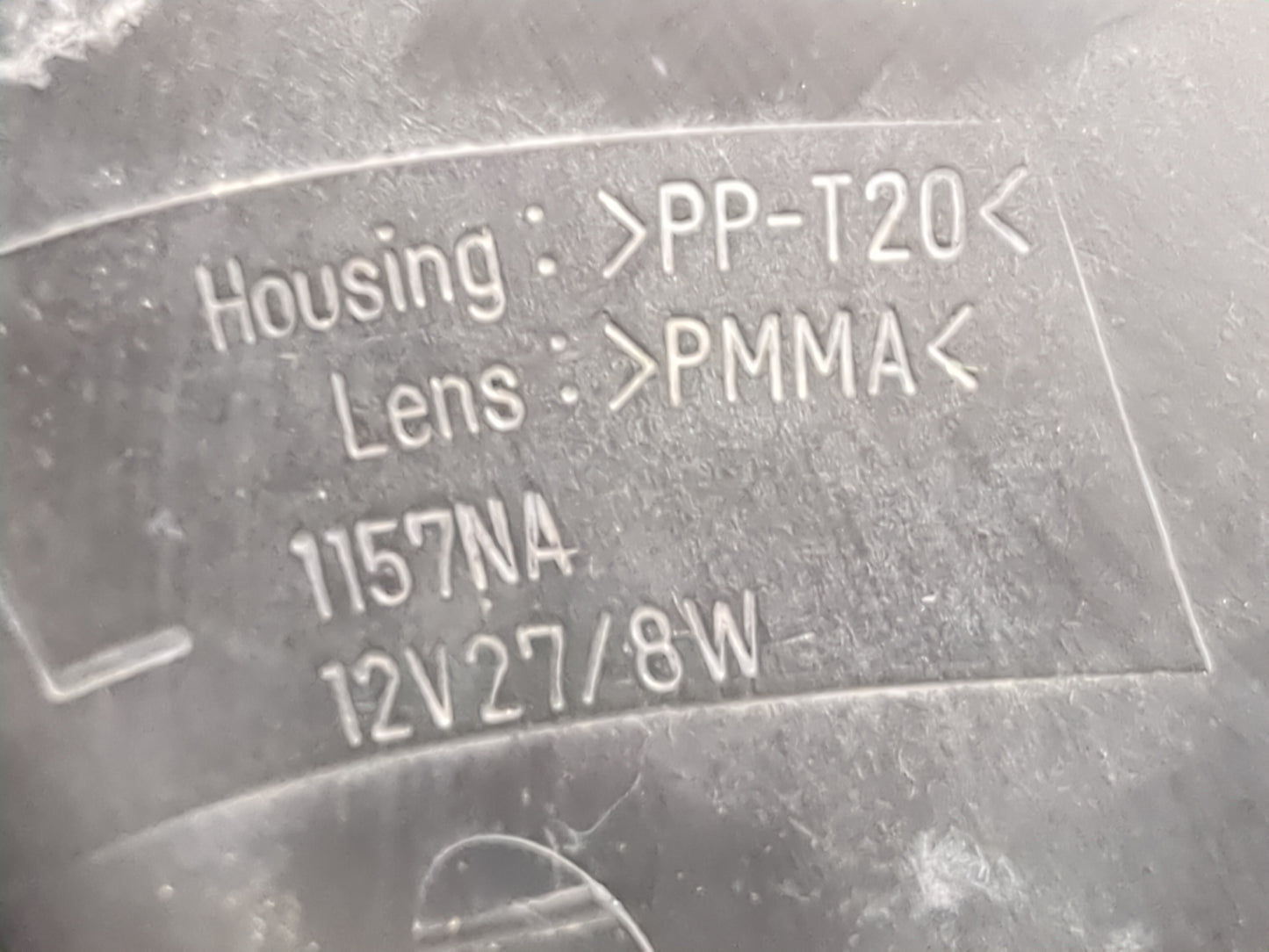 1998-2000 Toyota Sienna Driver Left Oem Front Light Lamp - Oemusedautoparts1.com