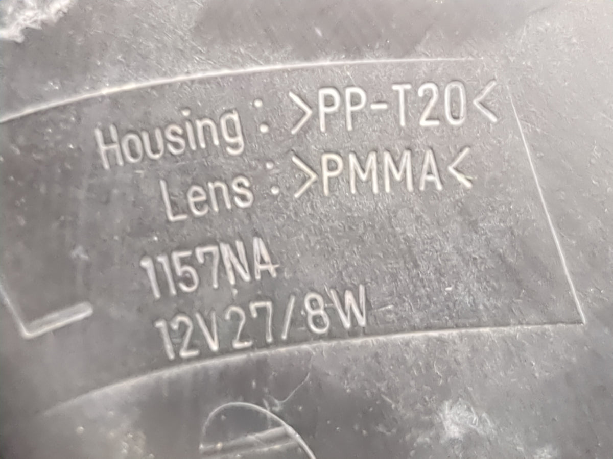 1998-2000 Toyota Sienna Driver Left Oem Front Light Lamp 1481457 - Oemusedautoparts1.com