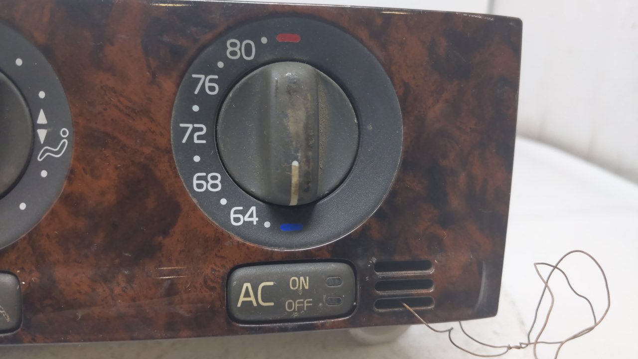 2000 Volvo S60 Climate Control Module Temperature AC/Heater Replacement Fits OEM Used Auto Parts - Oemusedautoparts1.com