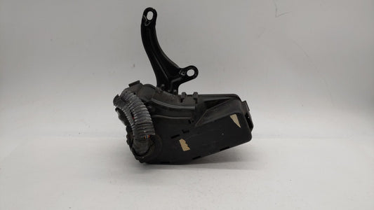 2000 Volvo V70 Fusebox Fuse Box Panel Relay Module P/N:9128576 Fits OEM Used Auto Parts