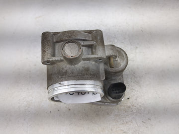 2001-2005 Bmw 325i Throttle Body P/N:13547502444-05 408.238/425/004 Fits Fits 2001 2002 2003 2004 2005 2006 OEM Used Auto Parts