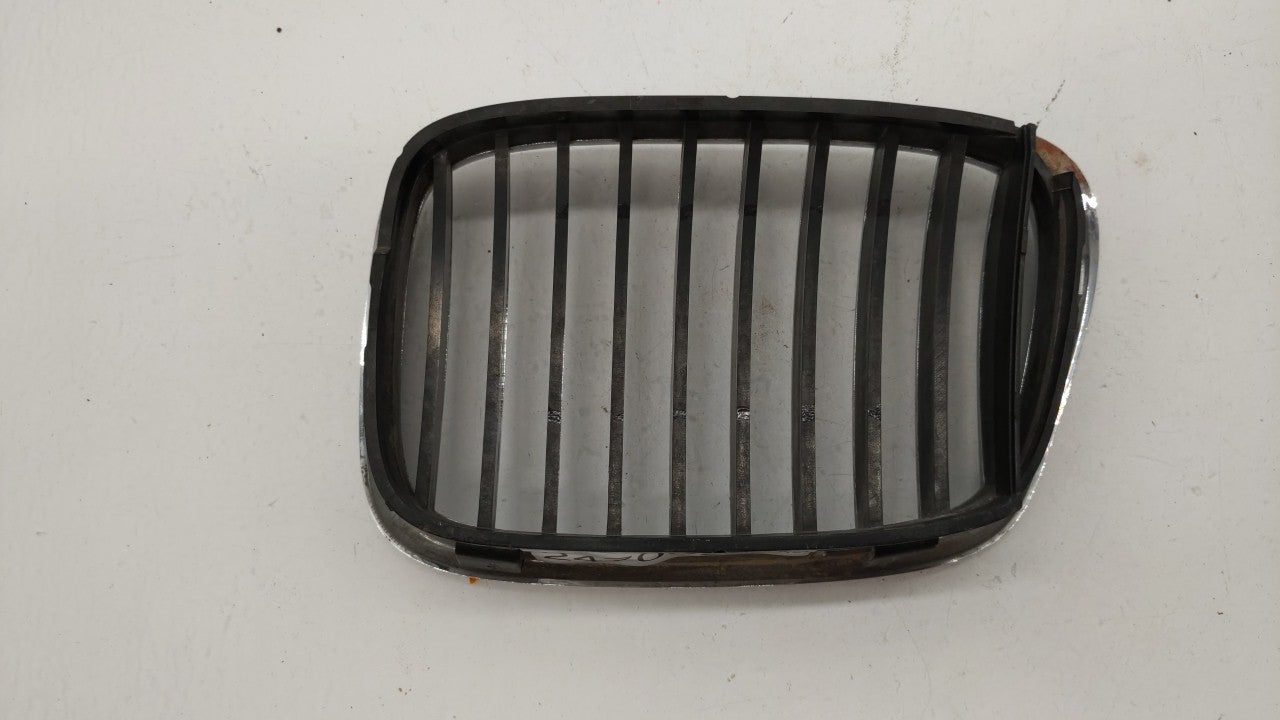 2001-2003 Bmw 525i Front Bumper Grille Cover - Oemusedautoparts1.com