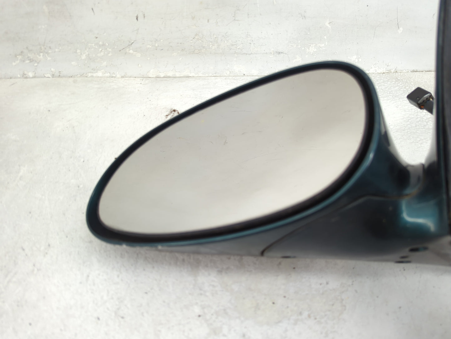 1997-2002 Buick Century Driver Side View Mirror - Left Door Mirror OEM Used - Oemusedautoparts1.com