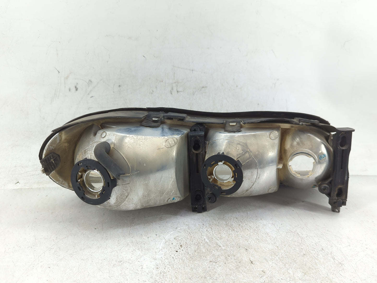 1997-2005 Chevrolet Malibu Driver Left Oem Head Light Headlight Lamp - Oemusedautoparts1.com