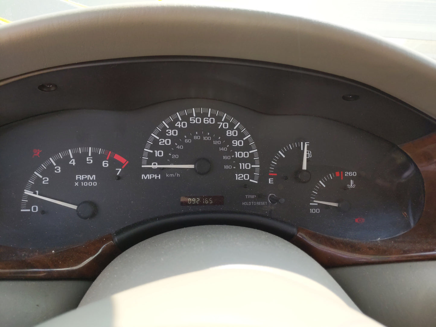 2001-2003 Chevrolet Malibu Instrument Cluster Speedometer Gauges Fits Fits 2001 2002 2003 OEM Used Auto Parts - Oemusedautop