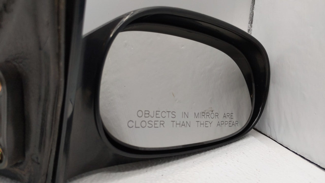 1998-2002 Chevrolet Prizm Passenger Side View Mirror - Right Door Mirror OEM Used - Oemusedautoparts1.com