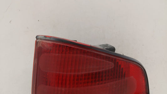 1994-2003 Chevrolet S10 Tail Light Assembly Passenger Right OEM P/N:16516094 Fits OEM Used Auto Parts