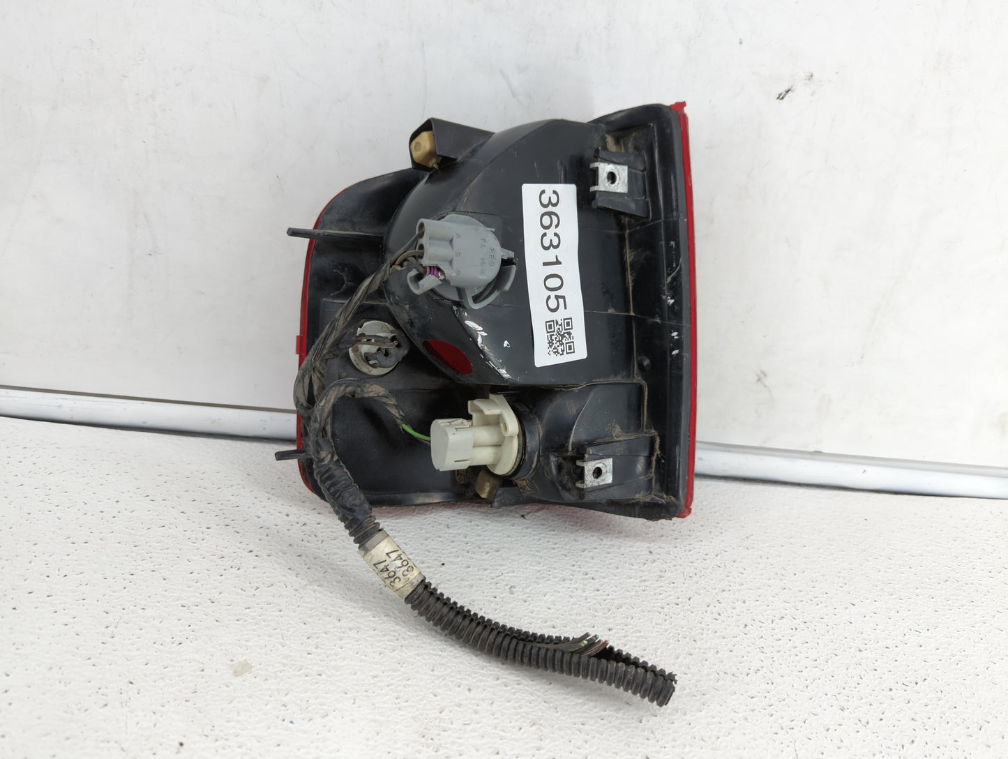 1994-2003 Chevrolet S10 Tail Light Assembly Passenger Right OEM P/N:16516094 Fits OEM Used Auto Parts - Oemusedautoparts1.co