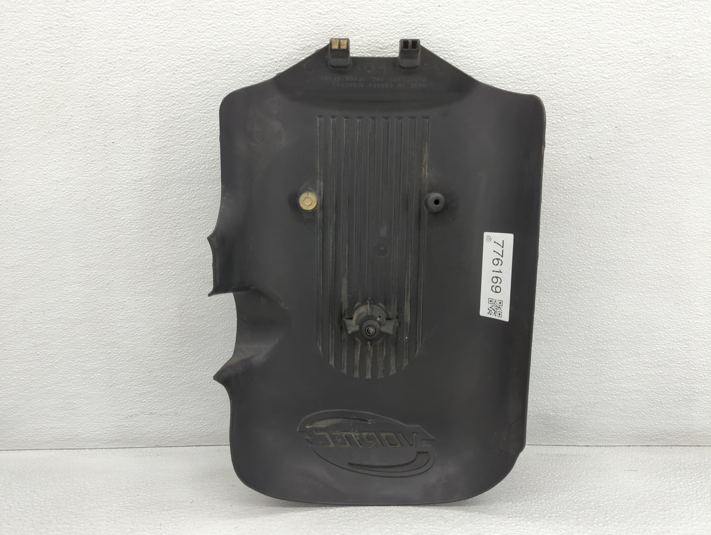 2001 Chevrolet Silverado 1500 Engine Cover - Oemusedautoparts1.com