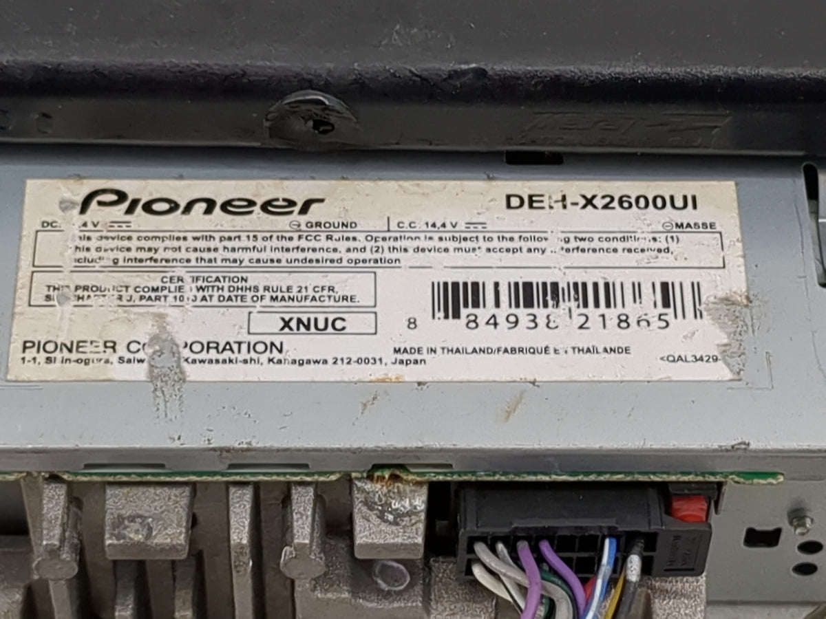 1995-2002 Chevrolet Tahoe Radio AM FM Cd Player Receiver Replacement P/N:DEH-X2600UI 884938218658 Fits OEM Used Auto Parts -