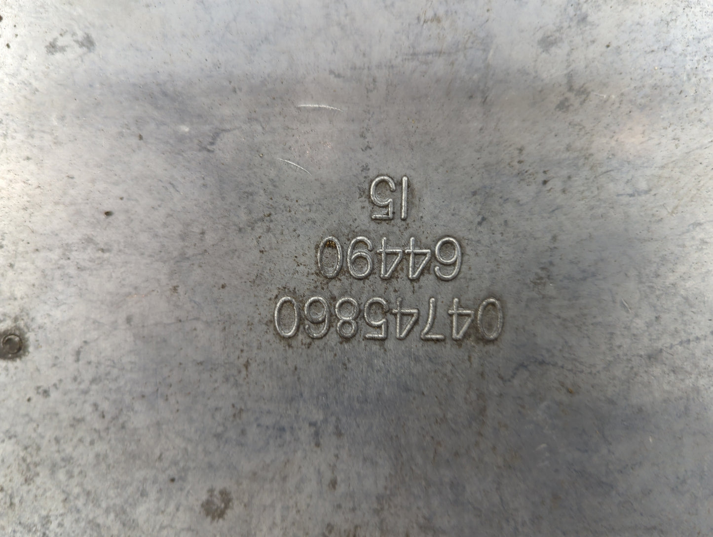 2001 Chrysler Pt Cruiser PCM Engine Control Computer ECU ECM PCU OEM P/N:04745860 Fits OEM Used Auto Parts - Oemusedautopart
