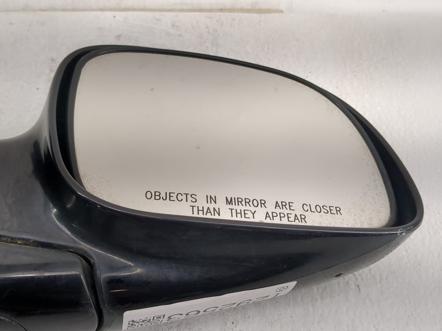 2001-2004 Chrysler Town & Country Passenger Side View Mirror - Right Door Mirror OEM Used - Oemusedautoparts1.com