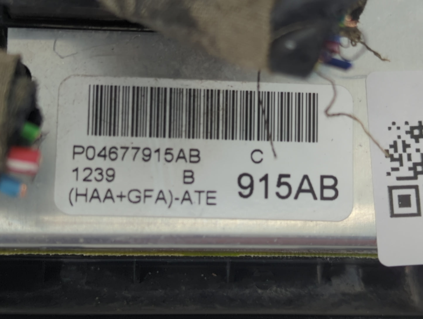2001-2002 Chrysler Voyager Climate Control Module Temperature AC/Heater Replacement P/N:P04677915AB Fits Fits 2001 2002 OEM